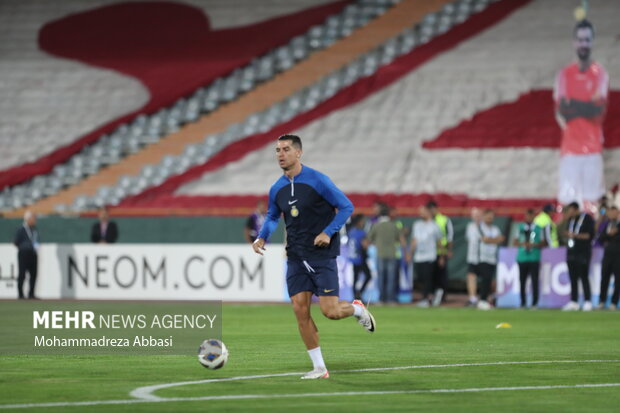 دیدار تیم های پرسپولیس و النصر