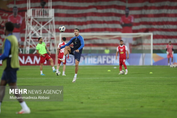مهاجم ناکام پرسپولیس دنبال پیراهن کریستیانو رونالدو مهاجم ناکام پرسپولیس دنبال پیراهن کریستیانو رونالدو