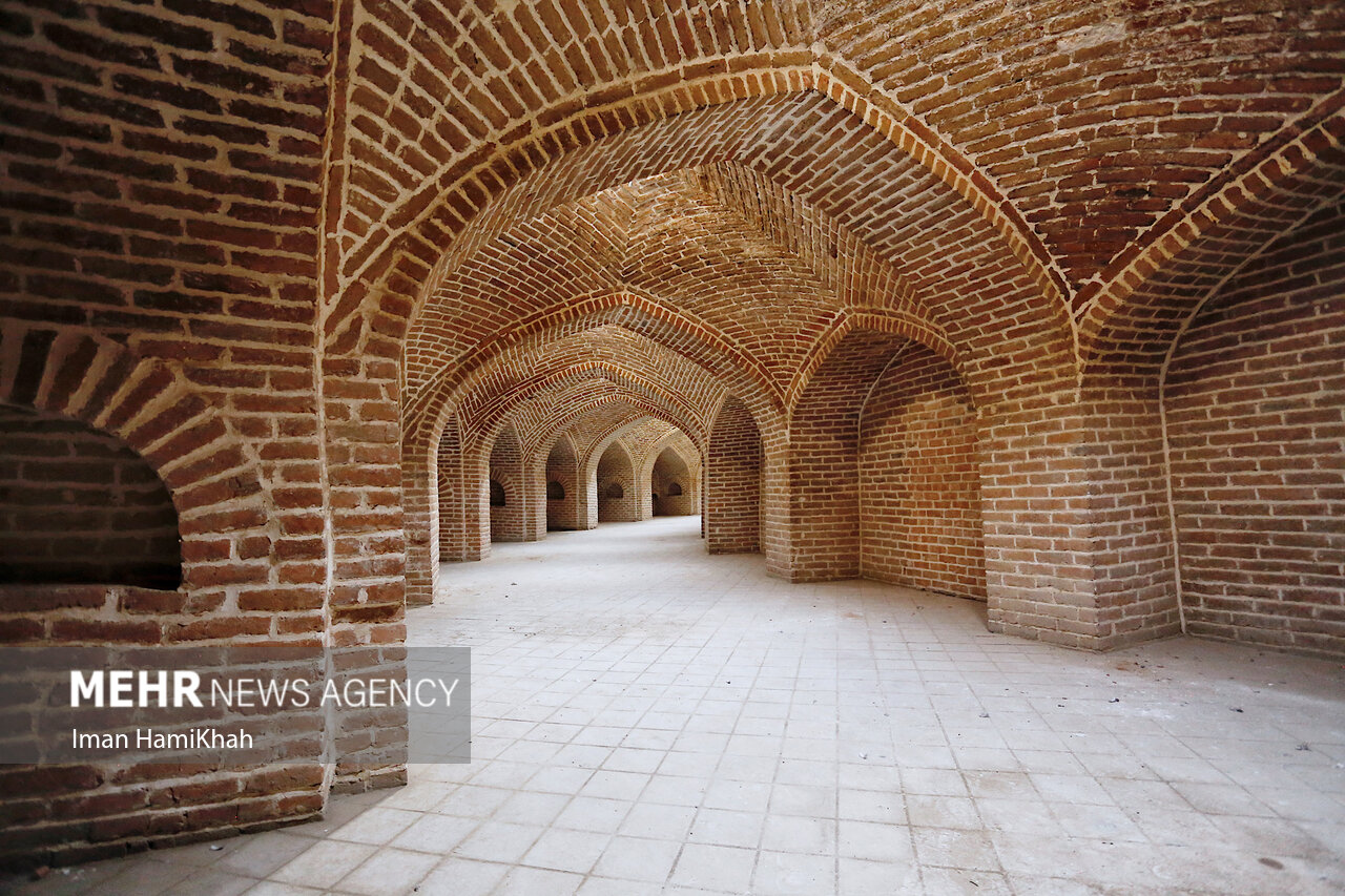 کاروانسراهای «تاجآباد» و «فرسفج» فرصت بیبدیل رونق اقتصادی همدان