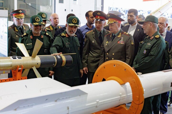 Russia's Shoigu visits IRGC Aerospace Force exhibition