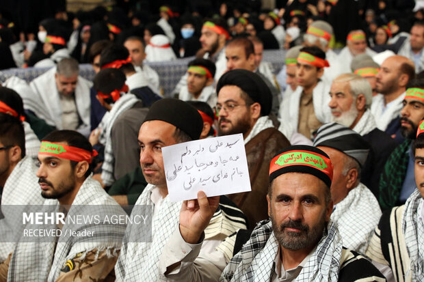 دیدار پیشکسوتان و فعالان دفاع مقدس با رهبر معظم انقلاب اسلامی