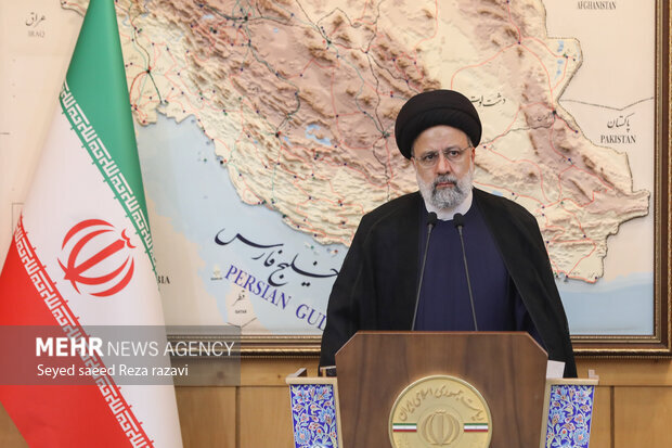 رئيسي يعلن عن خبر سار للشعب الإيراني ويؤكد على توفير مجالات التعاون مع الدول الأخرى