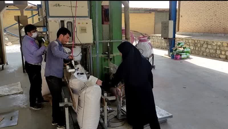 توزیع ۸۲۰۰ تن کود بین کشاورزان میامی