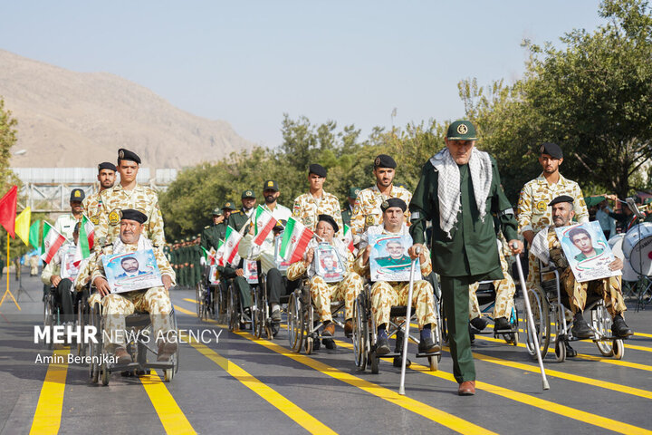 مراسم رژه نیروهای مسلح در استان شیراز