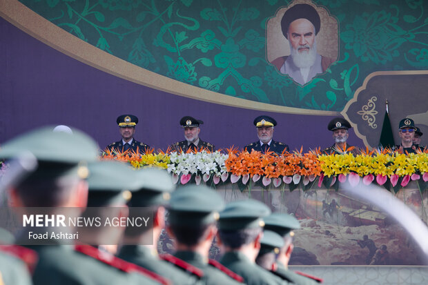 مراسم رژه نیروهای مسلح در تهران 2