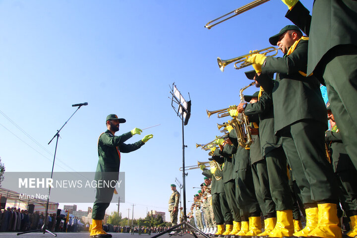 مراسم رژه نیروهای مسلح در استان آذربایجان شرقی
