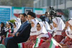 حضور علم اندوزان در مدارس سراسر استان تهران/«مهر مهدوی» آغاز شد