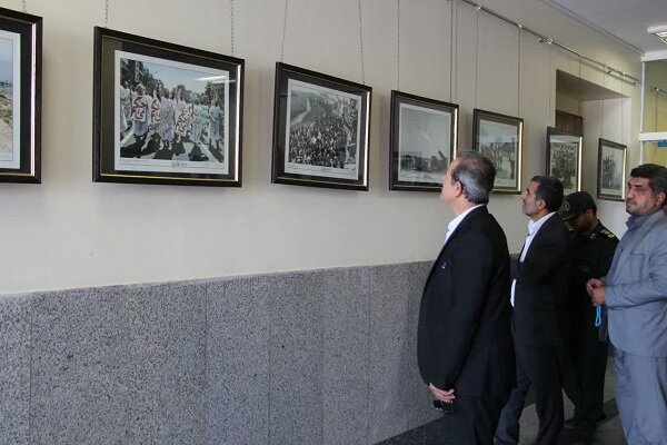 نمایشگاه عکس «جلوه‌های ایثار» در زرندیه برپا شد