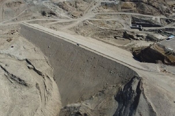 مشکل تاریخی آب در بوشهر حل می‌شود/ احداث ۱۰ سد جدید در استان