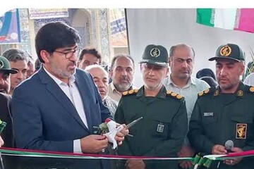 نمایشگاه طرح اسوه بسیج و دفاع مقدس در دشتستان افتتاح شد