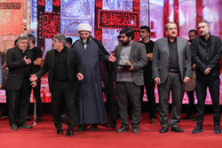 هدیه ویژه رهبر انقلاب برای حاج محمدرضا طاهری در کنگره ملی نوحه