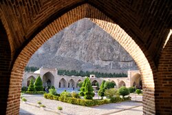 بازدیدیک میلیون و ۶۰۰هزار نفر از جاذبه‌های گردشگری استان کرمانشاه
