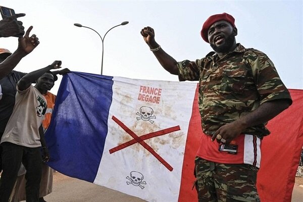 فرانس نے نائیجیر سے فوج نکالنے کا اعلان کردیا