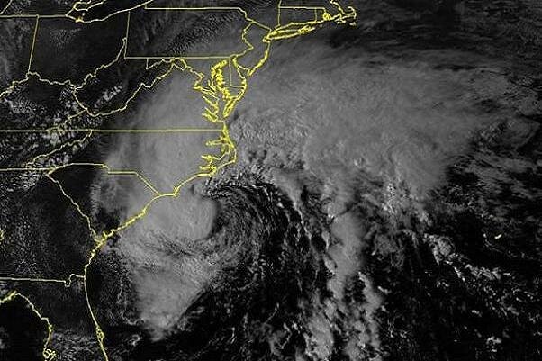 توفان استوایی «اوفلیا» ایالات متحده را تهدید می‌کند