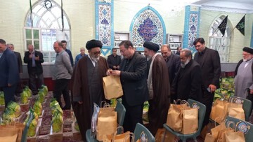 توزیع ۲ هزار بسته تحصیلی در آستان مقدس امامزاده سید ابراهیم تبریز