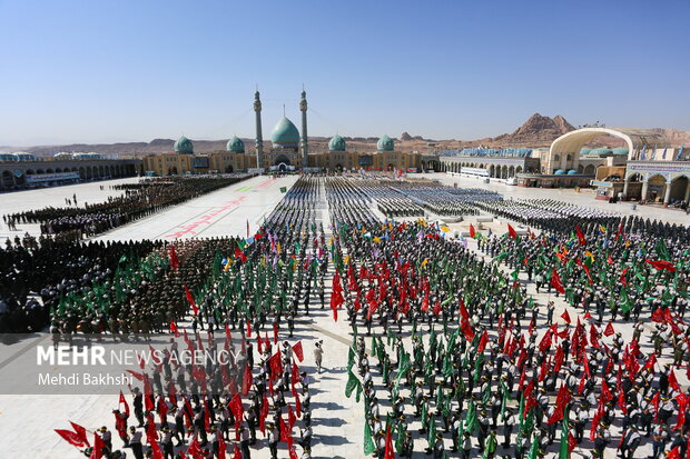 صبحگاه مشترک عهد سربازی در مسجد مقدس جمکران