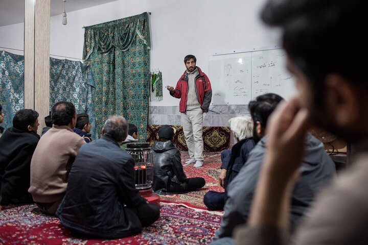 مدرسه ۴۰میلیاردی رایگان برای بچههای زاهدان/ نق نزنید؛ کار کنید!