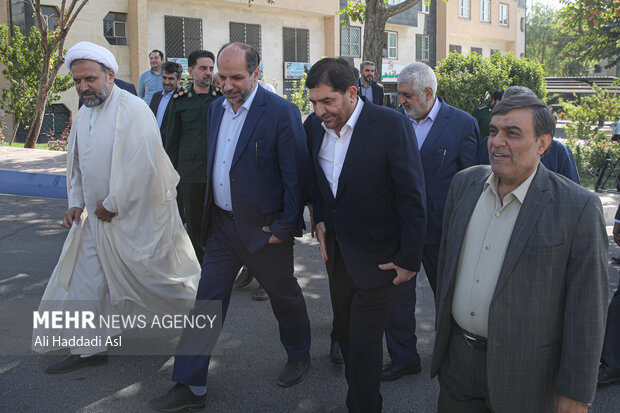 بازدید معاون اول رئیس جمهور از دانشگاه امام حسین (ع) 2