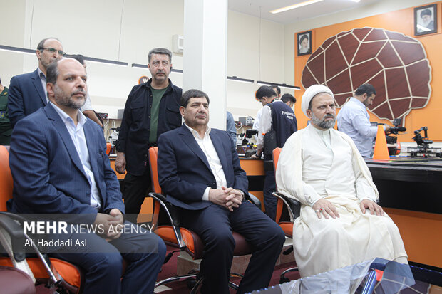 بازدید معاون اول رئیس جمهور از دانشگاه امام حسین (ع) 20