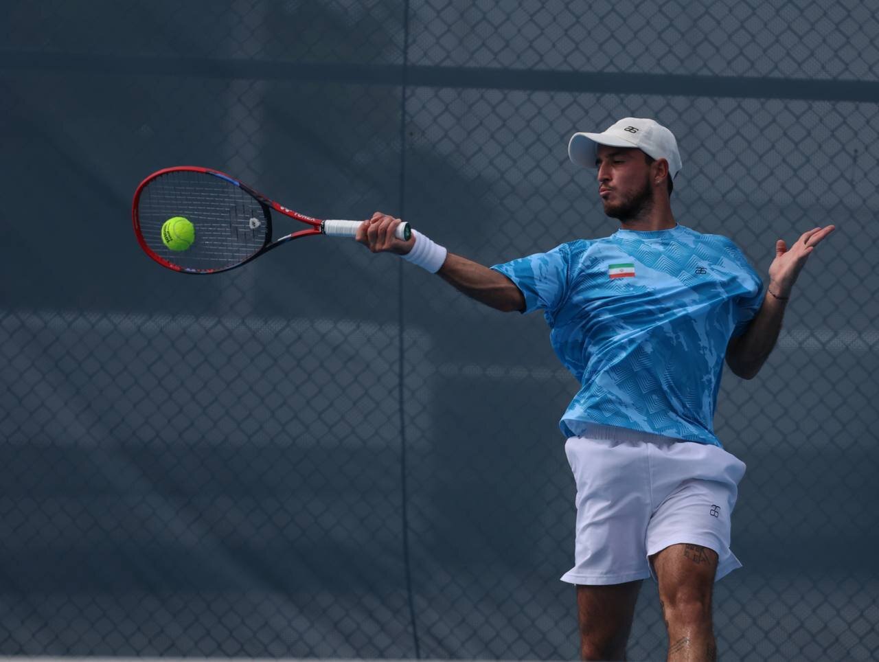 تنیس ایران با کمبود بازیکن حرفهای روبهروست/انتقادها منصفانه نیست