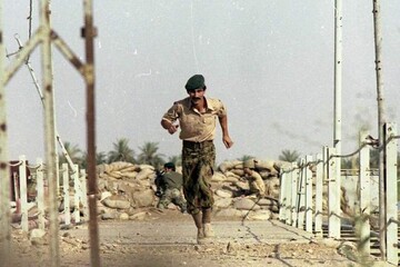 مقاومت نیروهای مسلح ایران برای صدام غیرمنتظره بود/تلاش دشمن برای پایان سریع جنگ