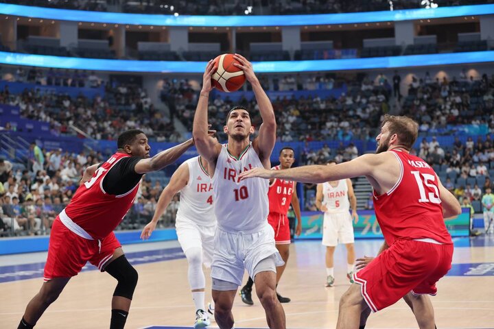 İran Milli Basketbol Takımı BAE'yi yendi