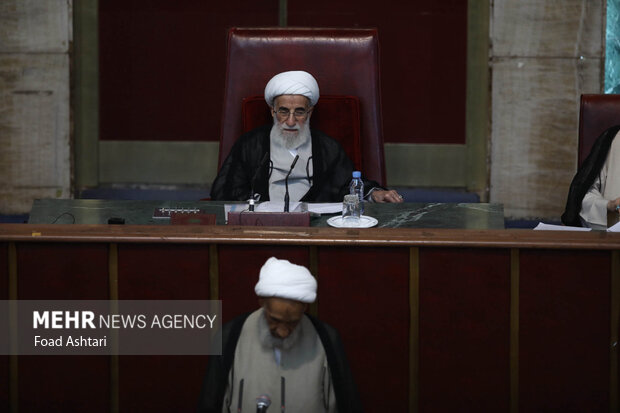 دوازدهمین اجلاس مجلس خبرگان رهبری (دوره پنجم)