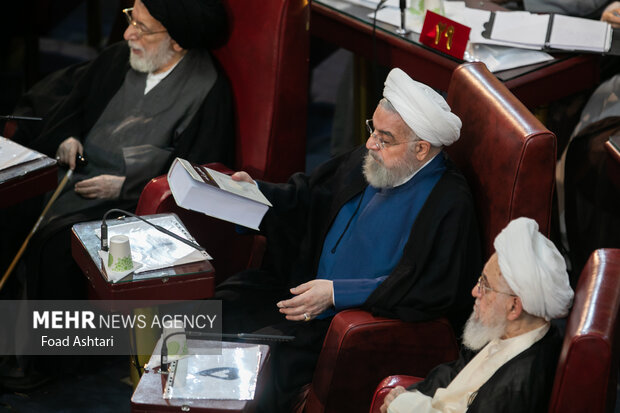 حجت الاسلام حسن روحانی عضو مجلس خبرگان رهبری در دوازدهمین اجلاس مجلس خبرگان رهبری (دوره پنجم) حضور دارد