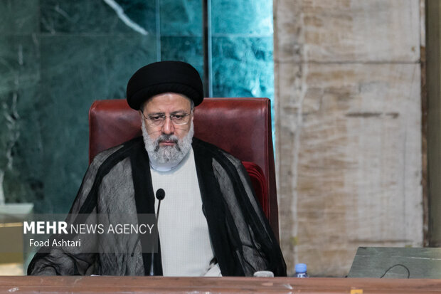 حجت الاسلام سید ابراهیم رئیسی رئیس جمهور در دوازدهمین اجلاس مجلس خبرگان رهبری (دوره پنجم) حضور دارد