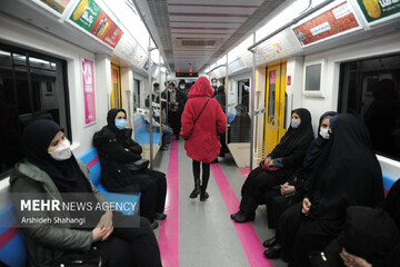 مترو و اتوبوس ویژه بانوان افزایش می‌یابد/ ایجاد غرفه‌ فرهنگ عفاف و حجاب در مترو