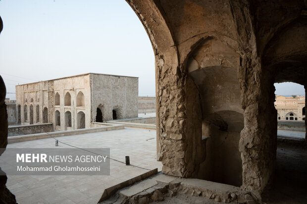 «کاروان‌سرای مشیرالملک» اولین اثر جهانی بوشهر/لزوم حفظ و مرمت بنا