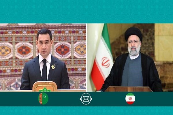  الرئيس الإيراني يهنئ نظيره التركماني بمناسبة ذكرى استقلال بلادهم