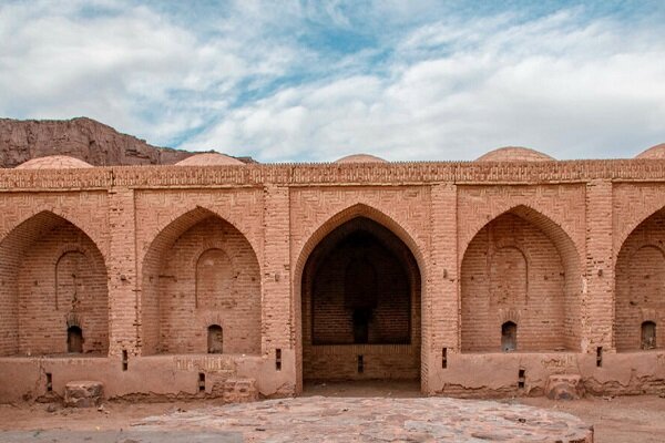 نبوغ راوری ها در ساخت کاروانسرای چاه کوران 