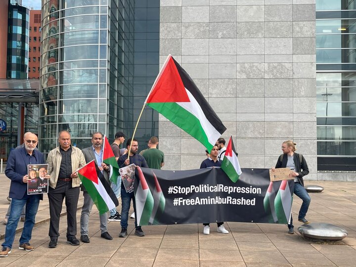 یورپ کی فلسطینی کانگریس کے صدر کی رہائی کے لیے انسانی حقوق کے کارکنوں کا احتجاج