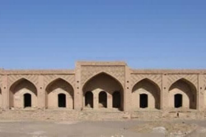 کاروانسرای «فخرآباد» توقف‌گاهی تابستانی 