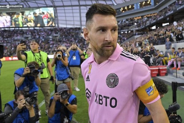 «لیونل مسی» امکان بازگشت به بارسلونا را رد کرد «لیونل مسی» امکان بازگشت به بارسلونا را رد کرد
