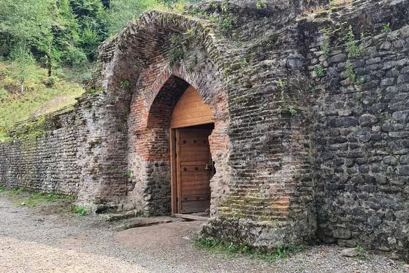 گذری کوتاه بر تاریخ پر رمز و راز تنها کاروانسرای شمال کشور