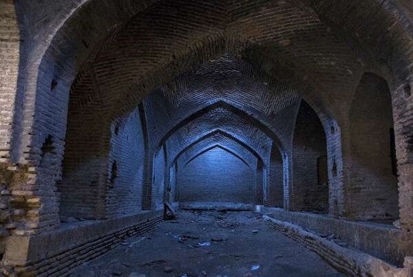 «باغ شیخ» ساوه بزرگترین کاروانسرای باستانی ایران