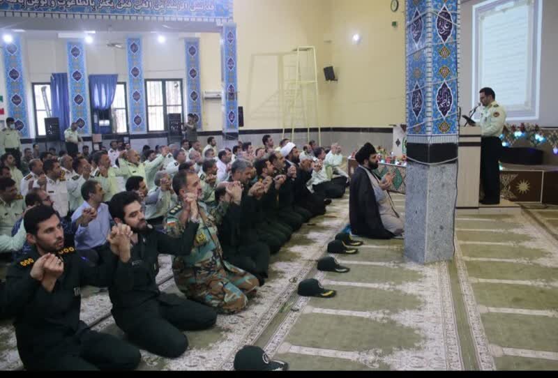 لزوم تقویت روحیه جهادی و انقلابی در بین مسئولان و مردم