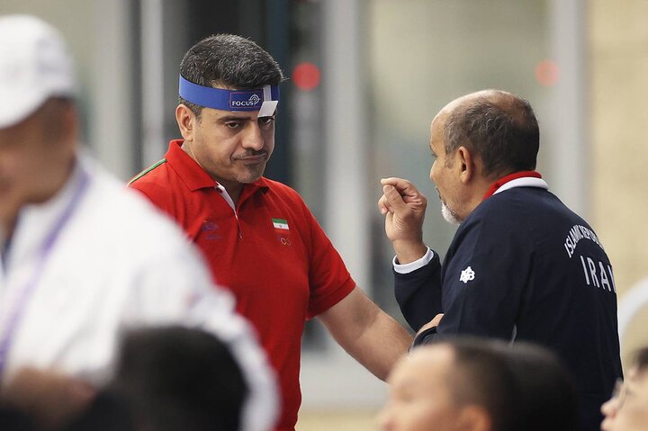 پرداختن به حاشیهها باعث افت فروغی شد/ شرایط نگران کننده است