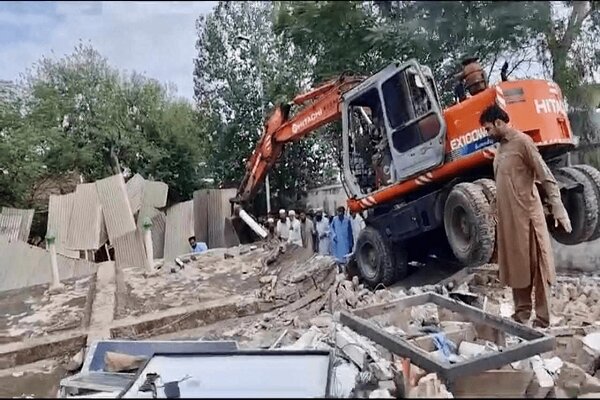 انفجار داخل مسجدی در خیبرپختونخواه پاکستان+ فیلم