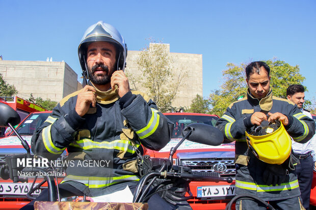 جشن بزرگ" مهمانی امت احمد (ص)"