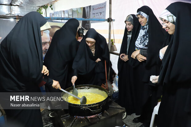 ایرانی شہر سنندج میں "ہفتہ وحدت" کی مناسبت سے عظیم الشان تقریب
