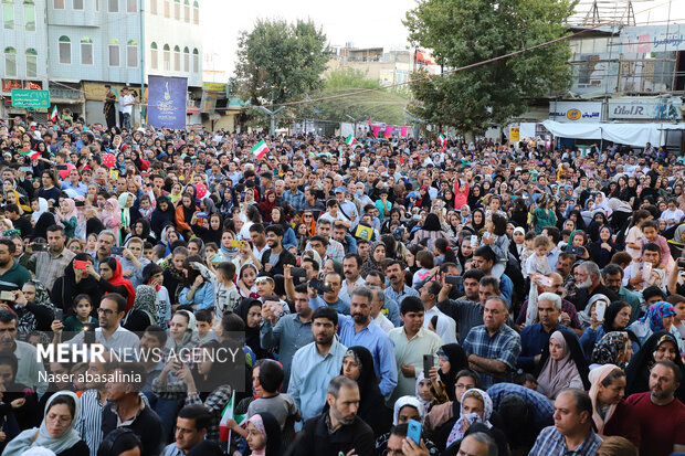 ایرانی شہر سنندج میں "ہفتہ وحدت" کی مناسبت سے عظیم الشان تقریب