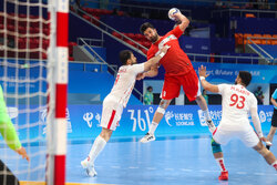 Iran-Bahrain handball match in China's Hangzhou