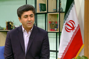 ممبینی: مجوزها صادر شود سیستم VAR در ایران می ماند