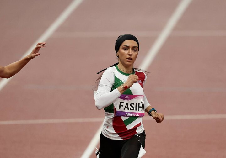 Sprinter Farzaneh Fasihi wins gold in Asia indoor Athletics Sprinter Farzaneh Fasihi wins gold in Asia indoor Athletics