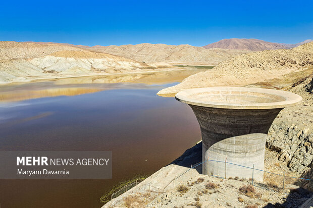خشک شدن سد بارزو شیروان در خراسان شمالی