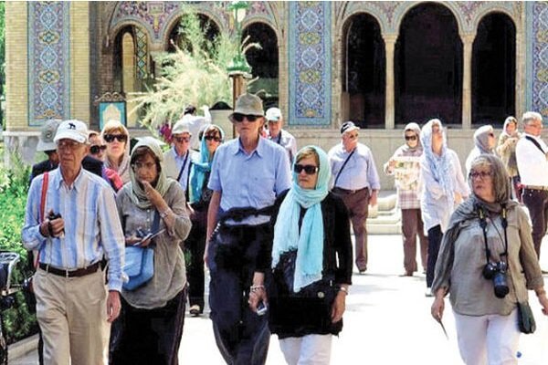 الرحلات السياحية إلى إيران تزداد بنسبة 30%