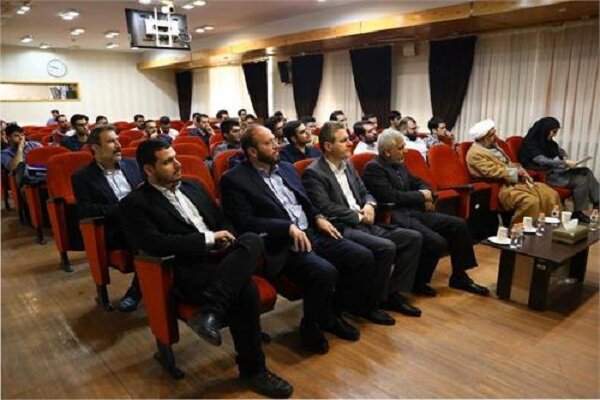 برگزاری مراسم بزرگداشت روز سرباز در وزارت ارتباطات
